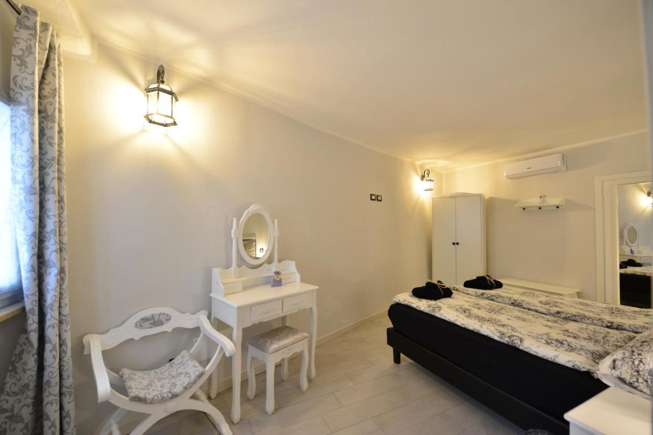 فندق Residenza Al Castello Castellaro  المظهر الخارجي الصورة