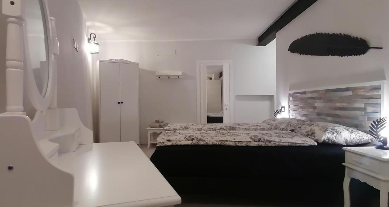 فندق Residenza Al Castello Castellaro  المظهر الخارجي الصورة